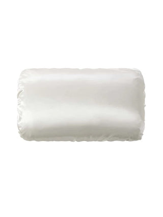 Anti-Aging Silk Pillowcases (Queen, 1 Pair) for skincare and hair protection, off-white.